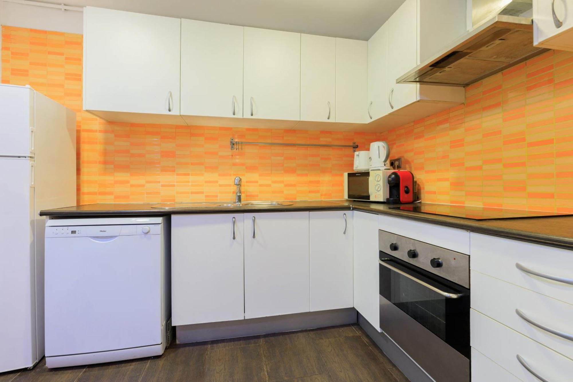 ברצלונה Housalia Corsega - Apartment 3 Bedrooms Next To Sagrada Familia מראה חיצוני תמונה